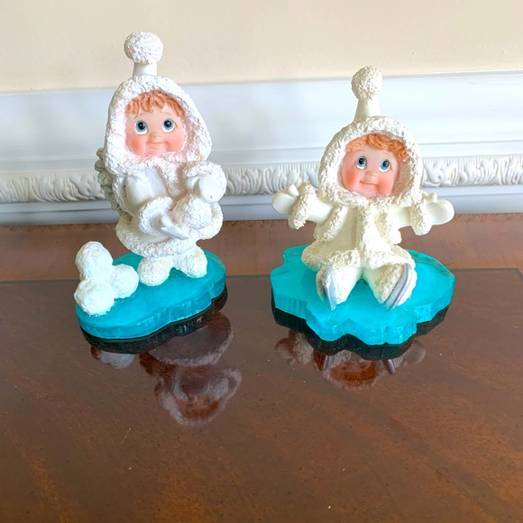 Accents Dreamsicles Northern Lights Snow Babies Adorable Pair Poshmark